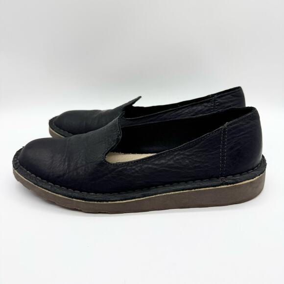 L.L. Bean Stonington Black Leather Slip On Flat Loafers Size 8.5 Minimal Office - Picture 8 of 12
